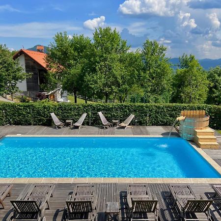 Guest House Domacija Krnc Hrib pri Hinjah Exterior foto