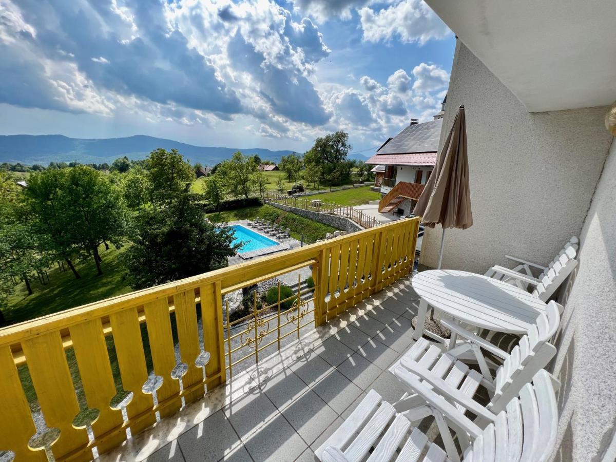 Guest House Domacija Krnc Hrib pri Hinjah Exterior foto